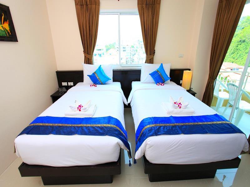 88 Hotel Patong Bagian luar foto