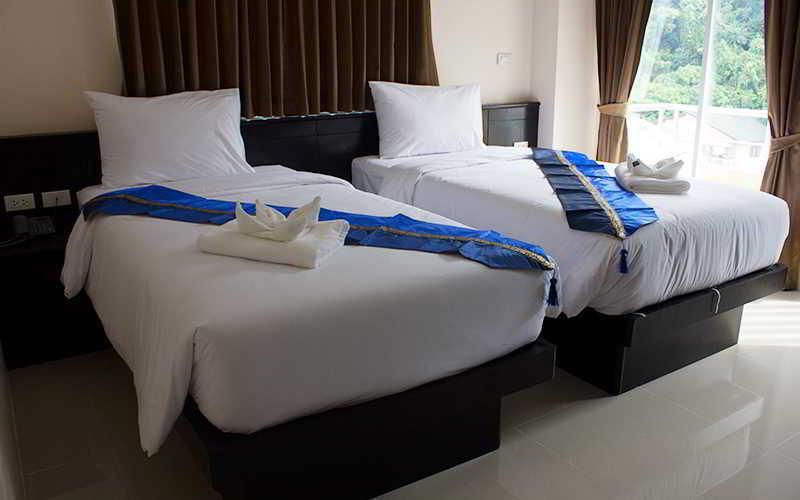 88 Hotel Patong Bagian luar foto